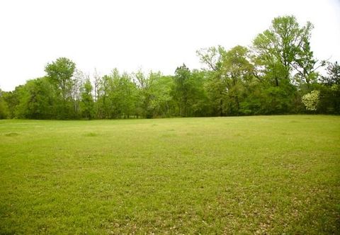 Vacant Land For Sale - 185 Hearne Road<br/> Corrigan, TX 75939