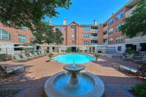 Condominium in Houston TX 2111 Welch Street.jpg