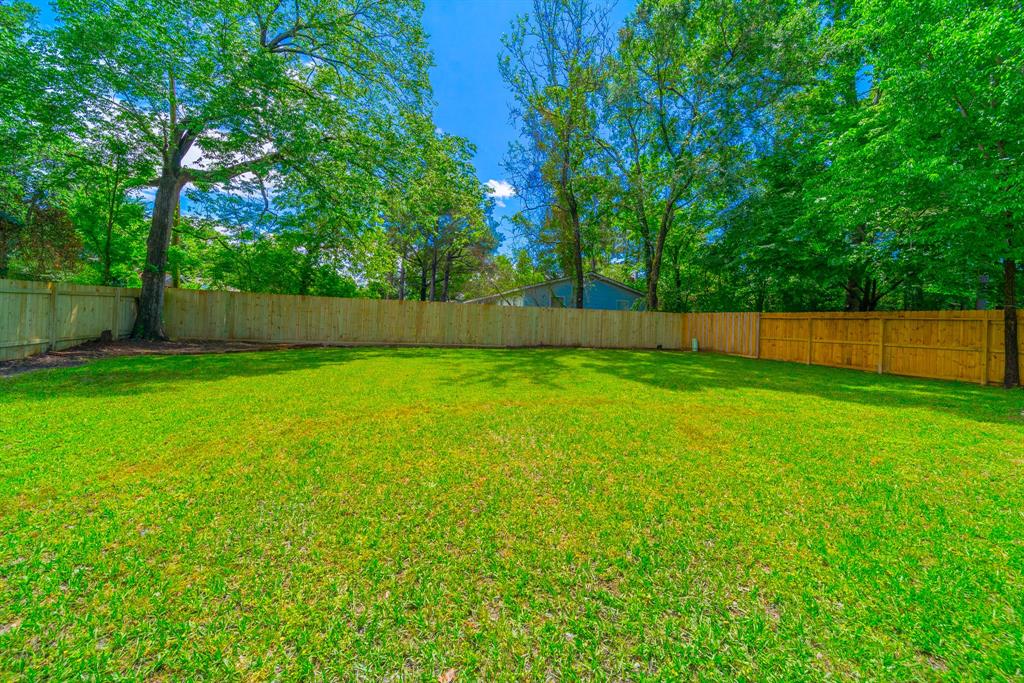603 W Dallas Street, Conroe, Texas image 6