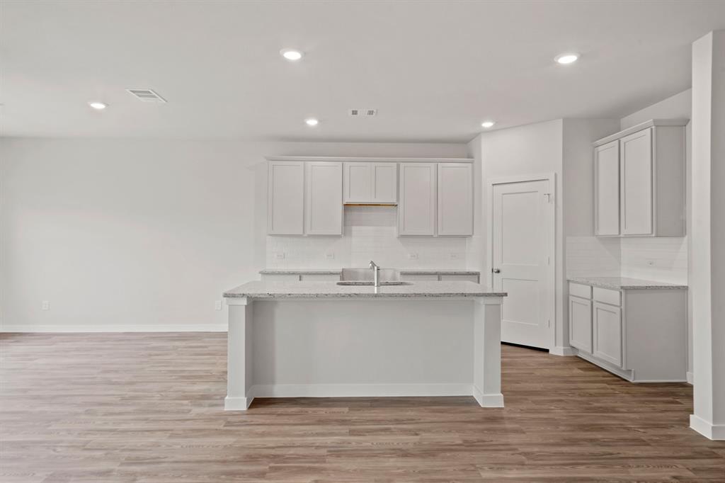 25408 Blossom Court