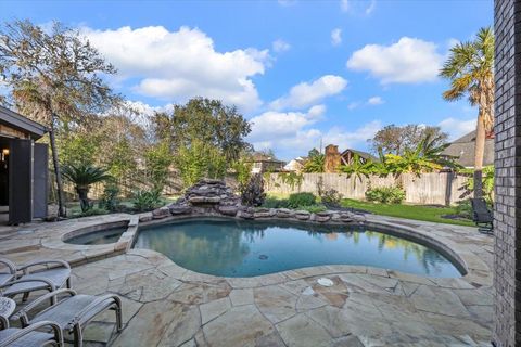 A home in Pearland