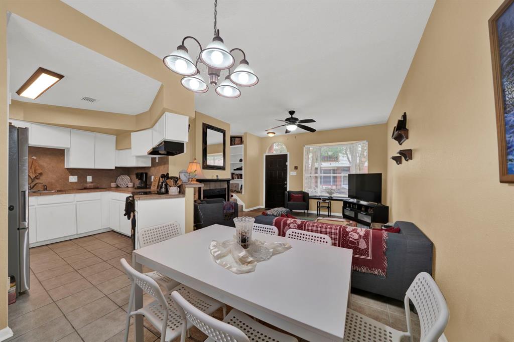 8320 Wild Rose Street #2B, Houston, Texas image 13