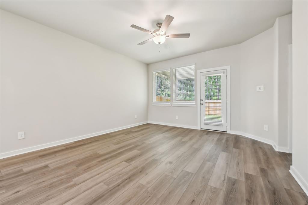 18684 Presswood Way Drive, New Caney, Texas image 13