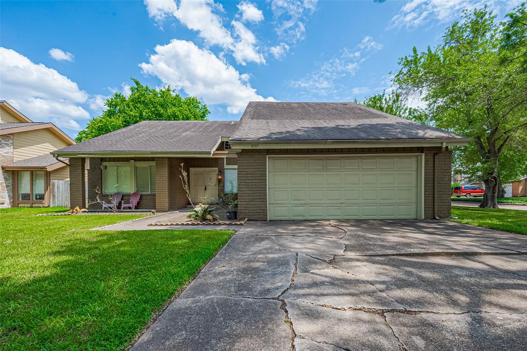 10315 Sun City Court, Houston, Texas image 3