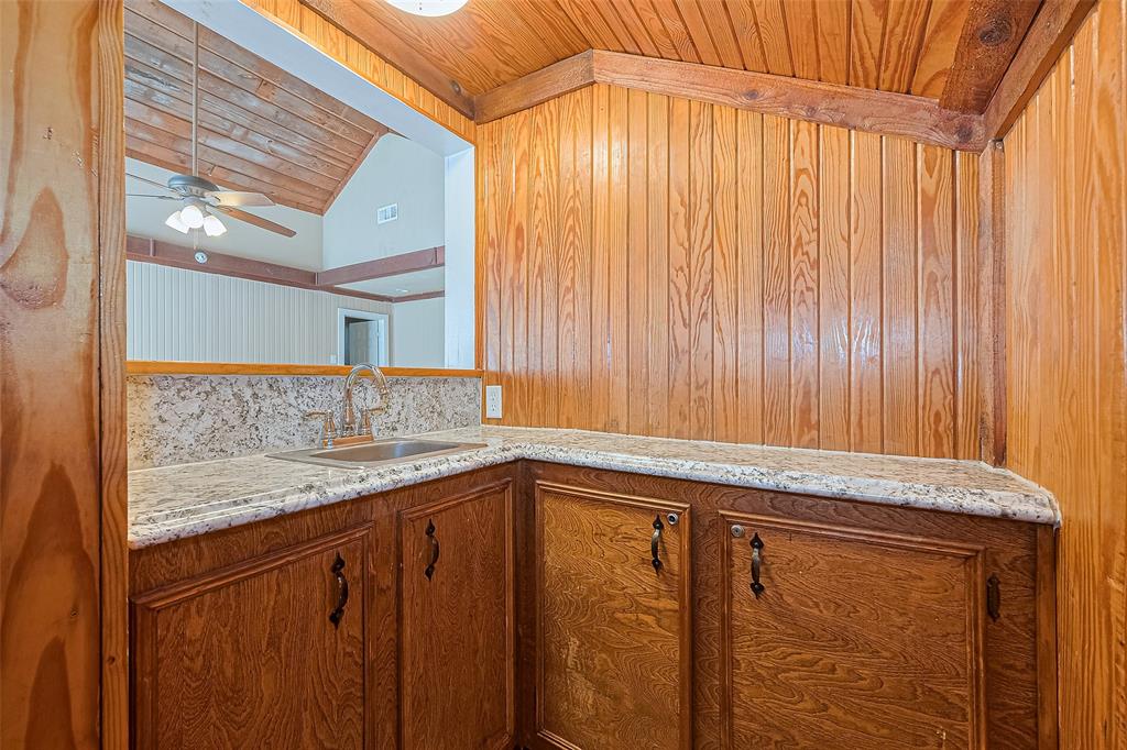 10315 Sun City Court, Houston, Texas image 30
