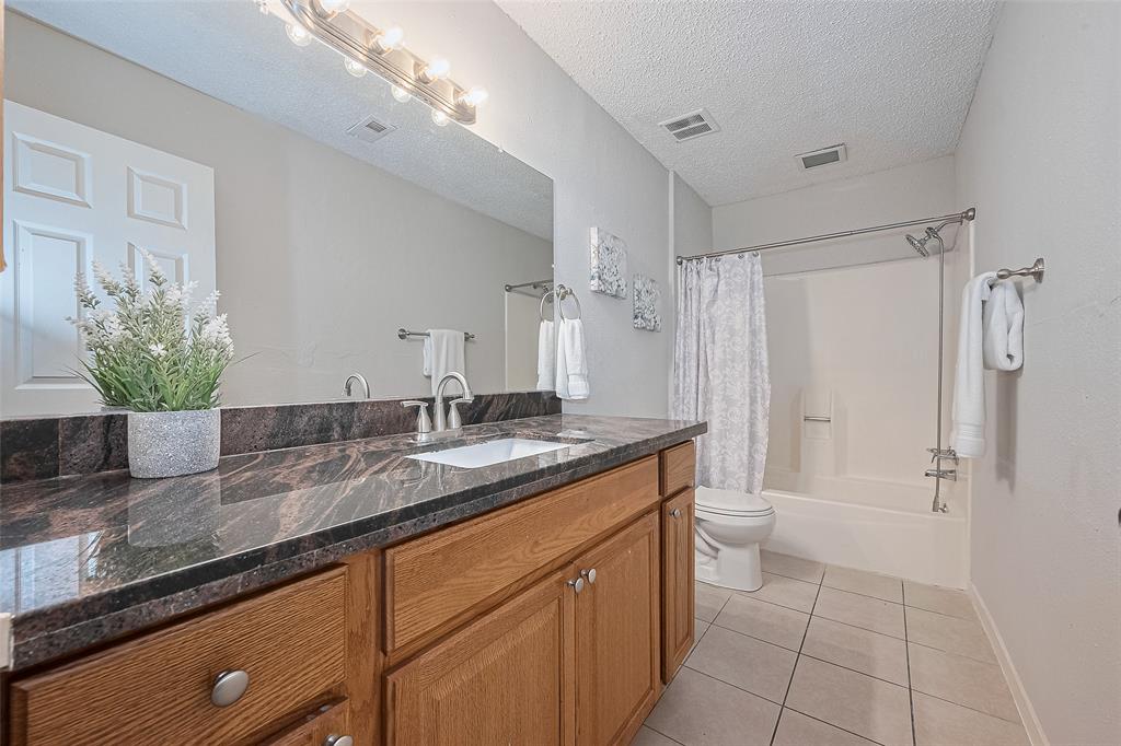 10315 Sun City Court, Houston, Texas image 23