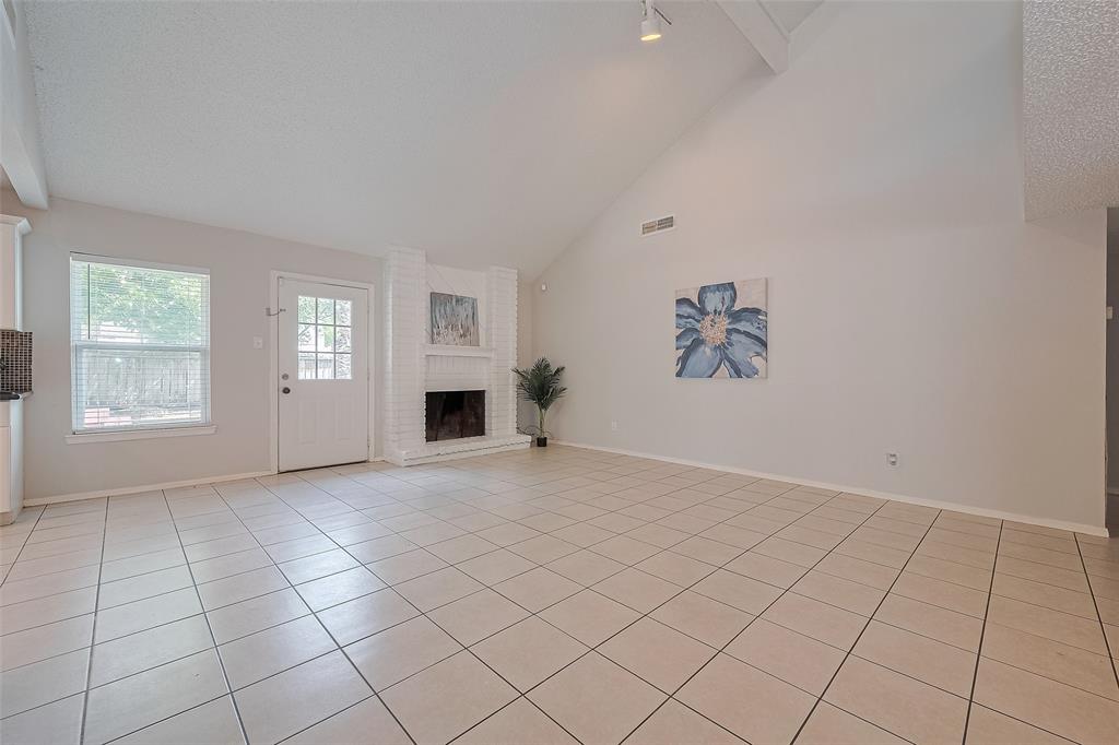 10315 Sun City Court, Houston, Texas image 12