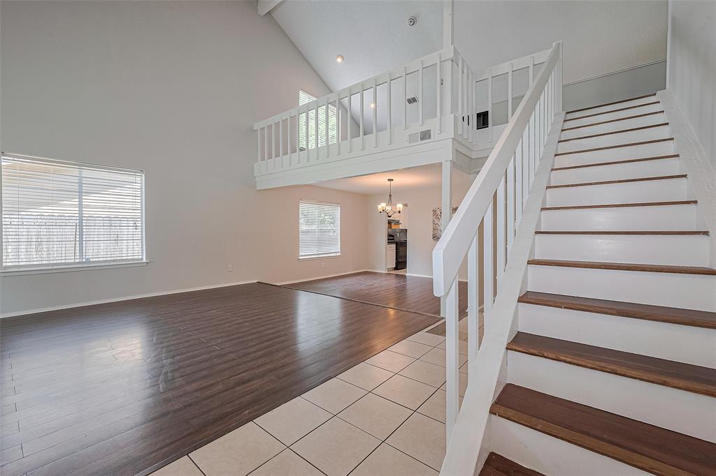 10315 Sun City Court, Houston, Texas image 4