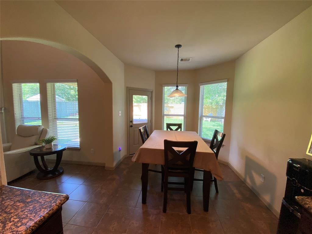 15 S Marshside Place, Spring, Texas image 18