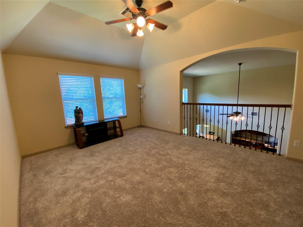 15 S Marshside Place, Spring, Texas image 36