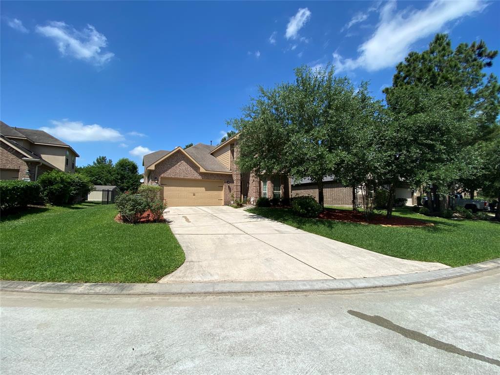 15 S Marshside Place, Spring, Texas image 2