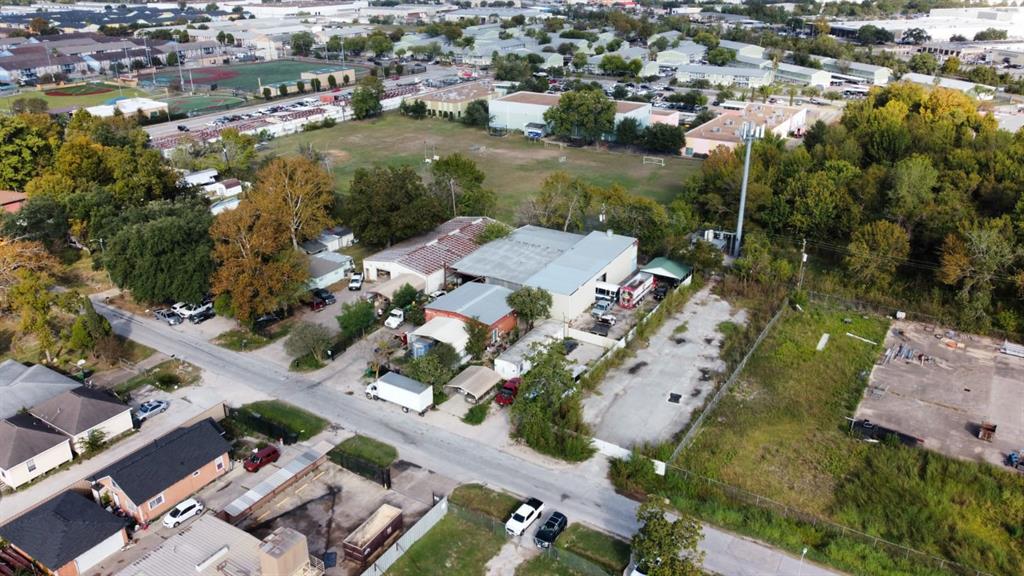 8530 Rannie Road, Houston, Texas image 4