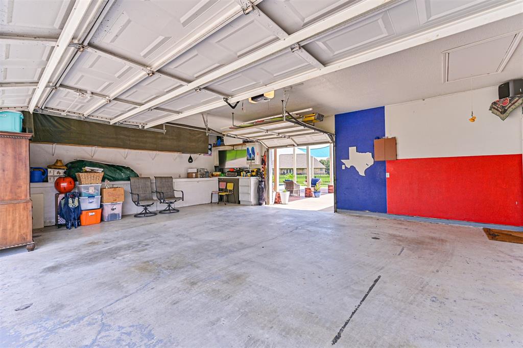 2518 Quaker Drive, Texas City, Texas image 38