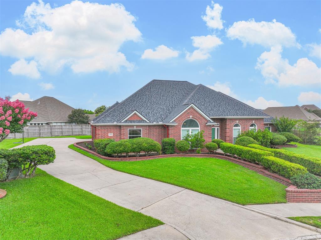 2518 Quaker Drive, Texas City, Texas image 2