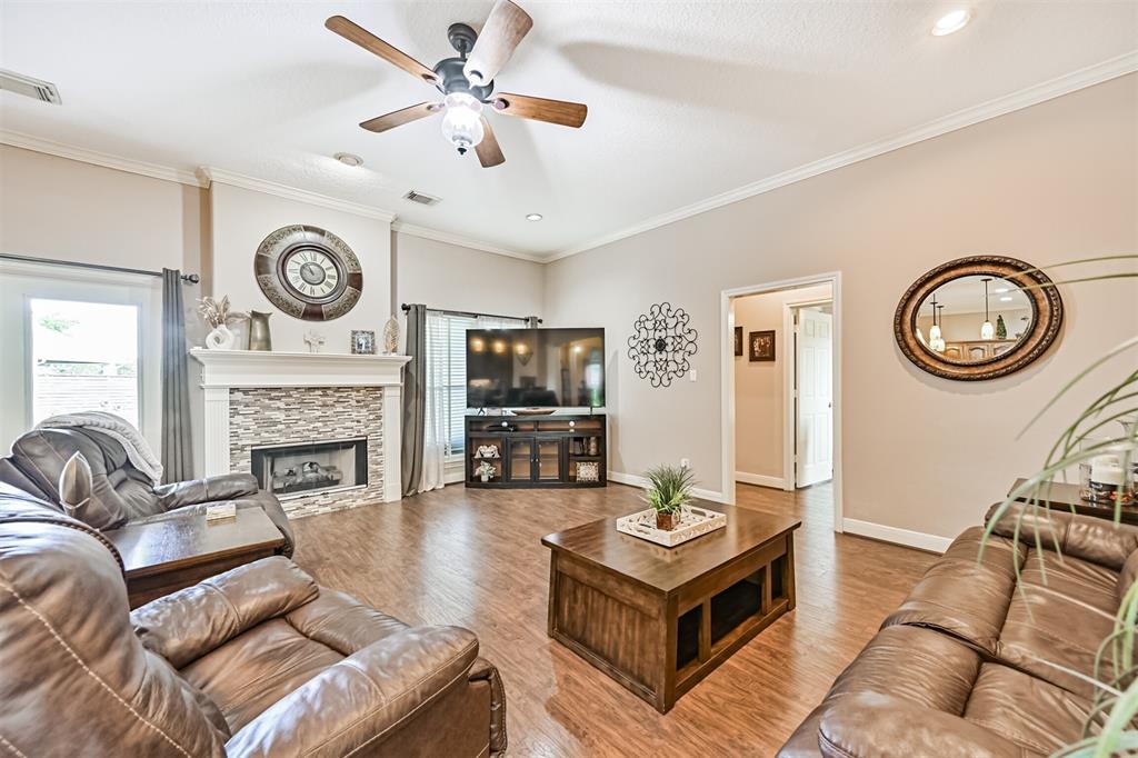 2518 Quaker Drive, Texas City, Texas image 10