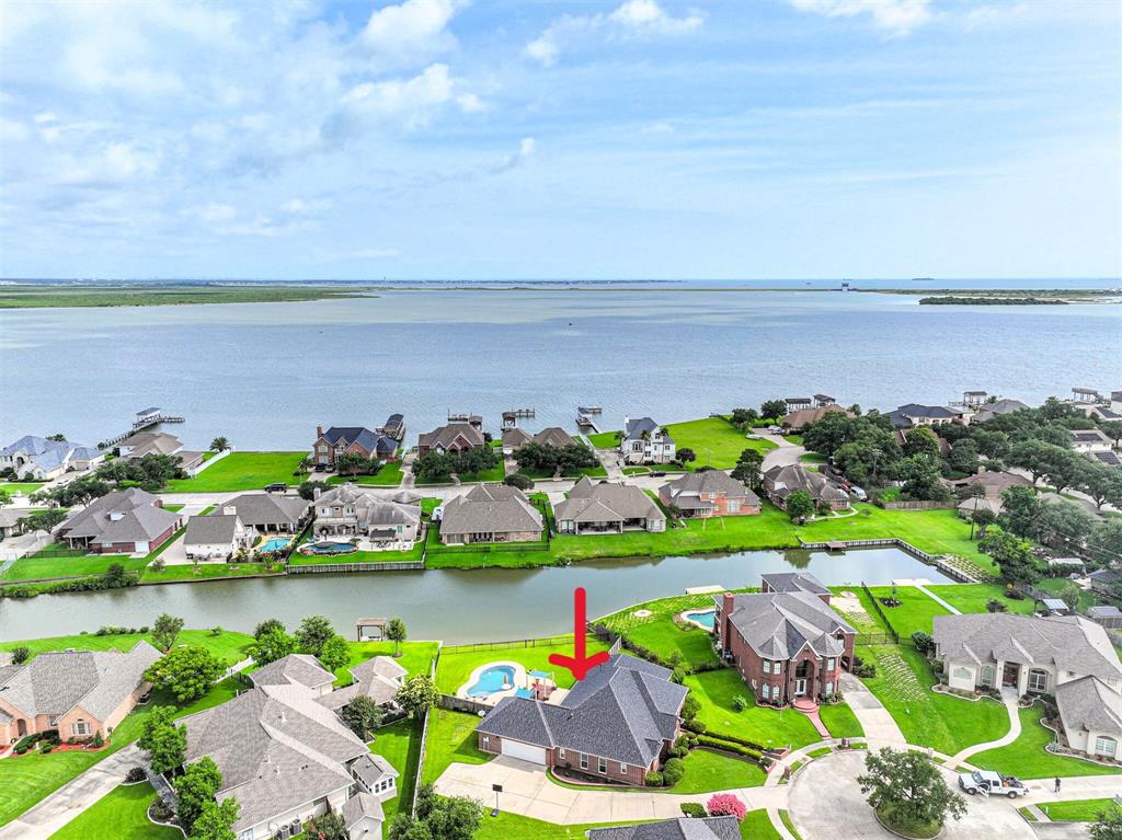 2518 Quaker Drive, Texas City, Texas image 4