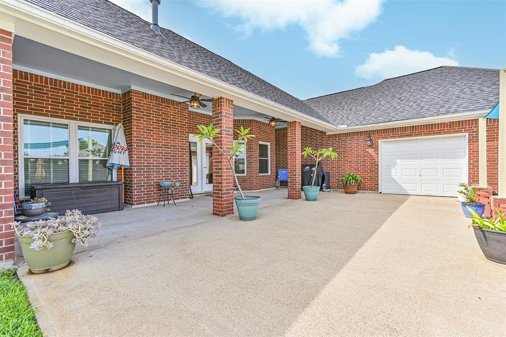 2518 Quaker Drive, Texas City, Texas image 31