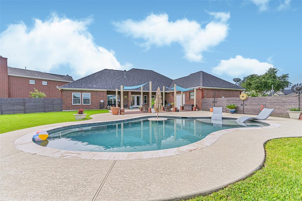 2518 Quaker Drive, Texas City, Texas image 34