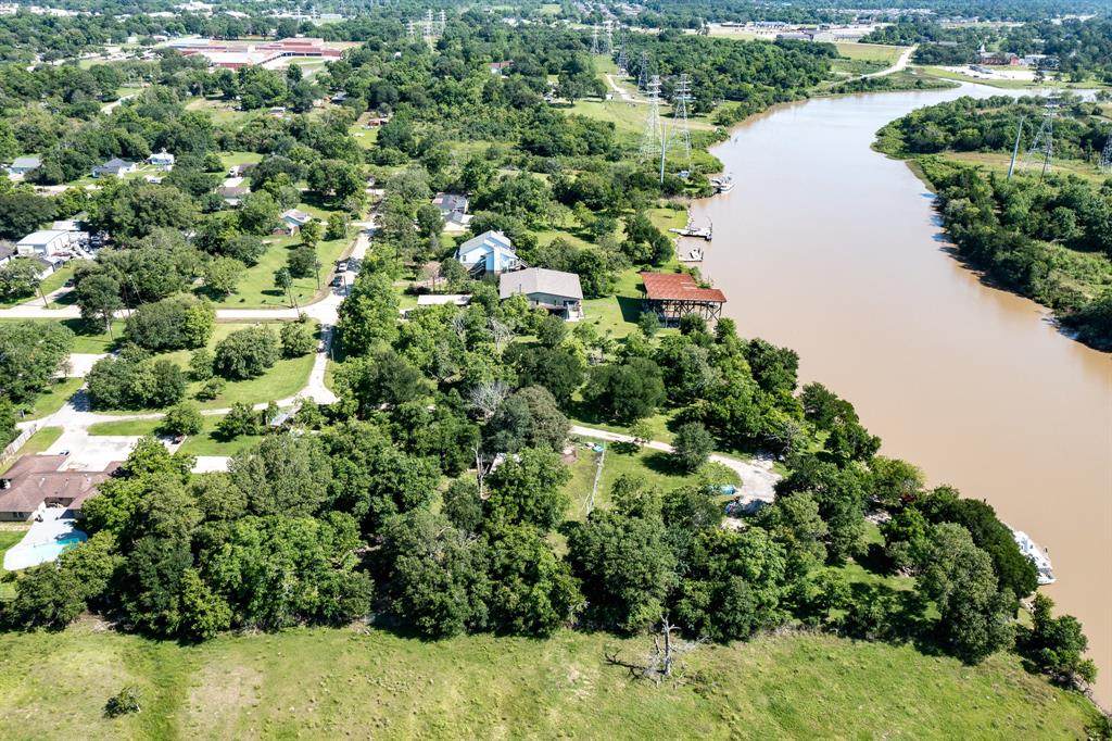 2629. Cedar Avenue, Baytown, Texas image 6