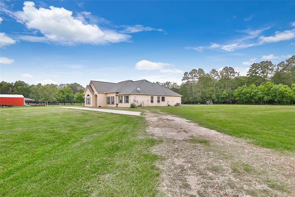 1981 County Road 6479, Dayton, Texas image 11