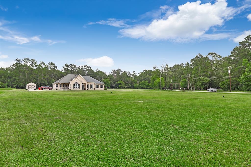 1981 County Road 6479, Dayton, Texas image 4