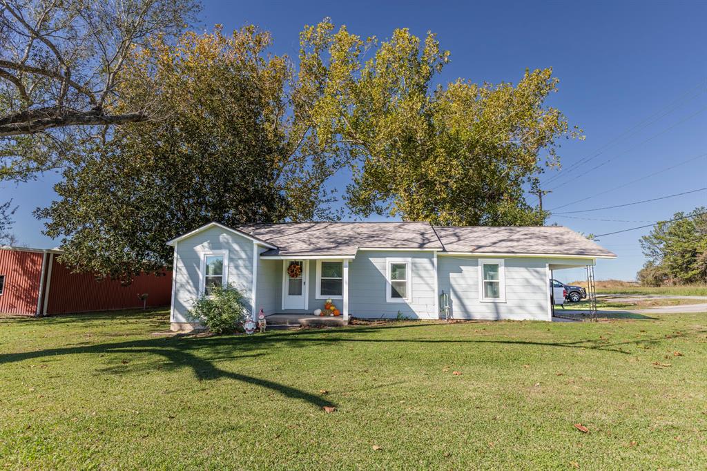 101 W Hacienda Street, Bellville, Texas image 2