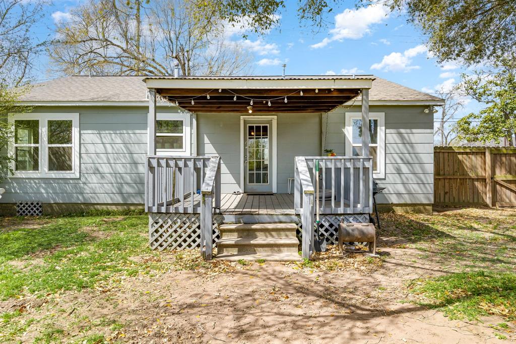 415 N Meyer Street, Sealy, Texas image 28