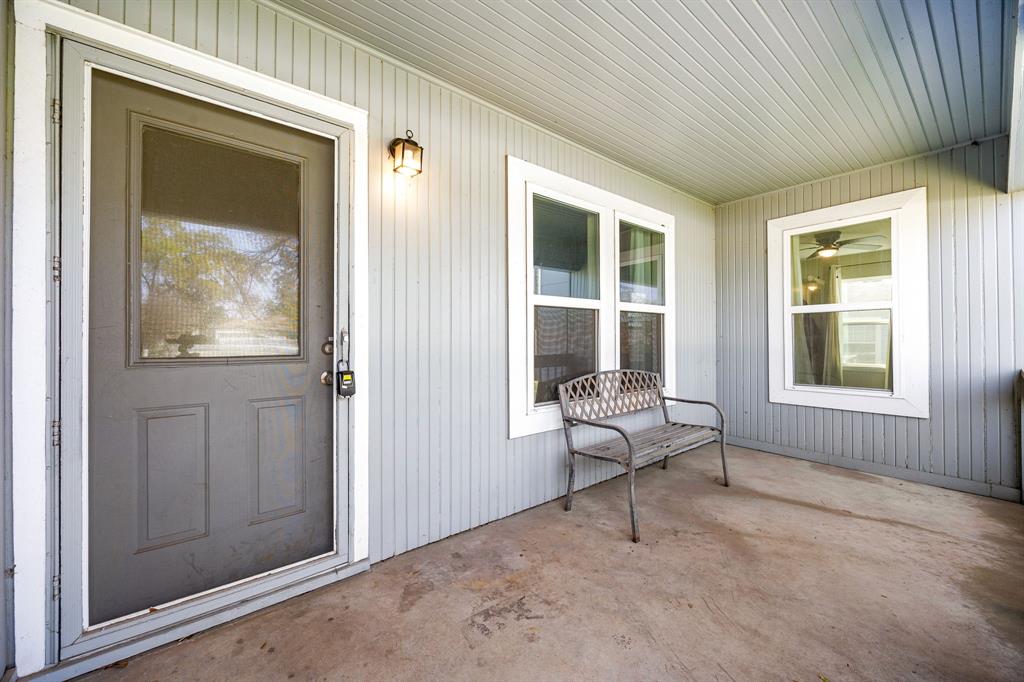 415 N Meyer Street, Sealy, Texas image 7