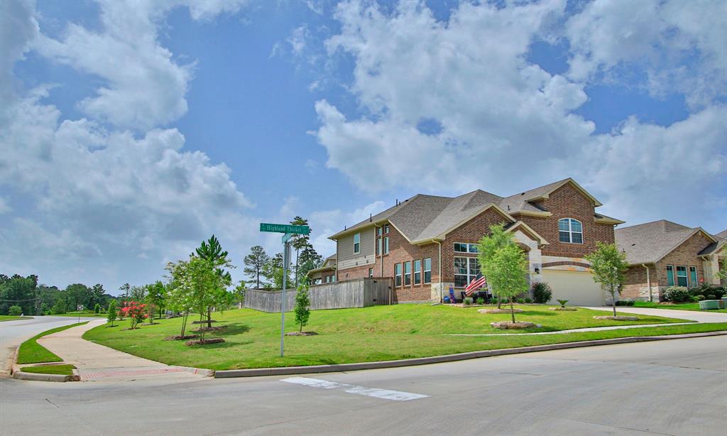 503 Highland Thicket Drive