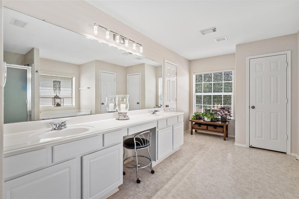 property-search 2 32211 Archer Park