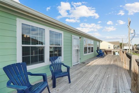 A home in Crystal Beach