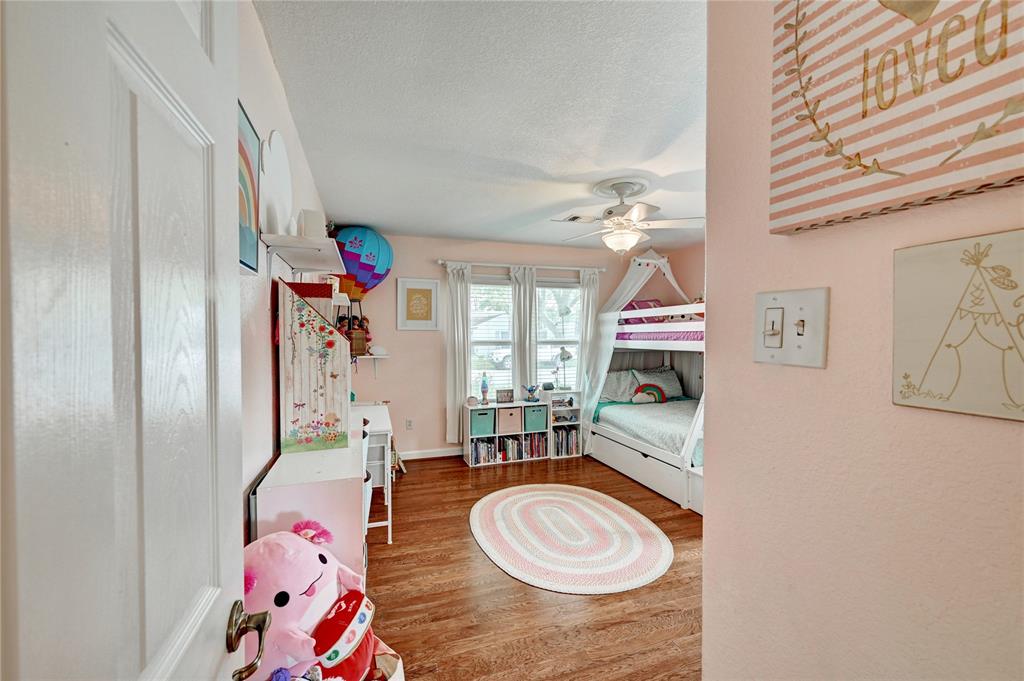 115 Tarpon Avenue, Galveston, Texas image 25