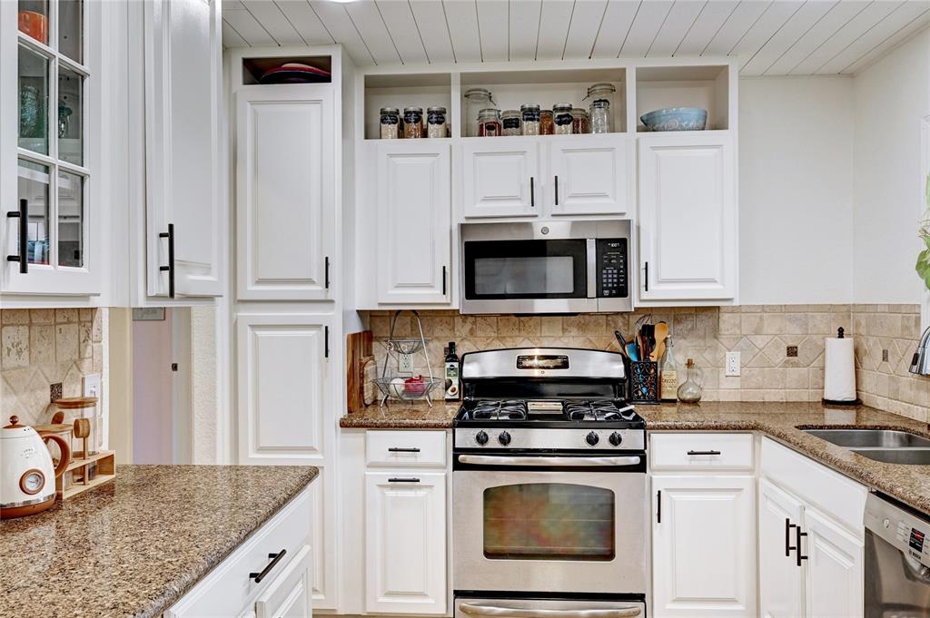 115 Tarpon Avenue, Galveston, Texas image 13