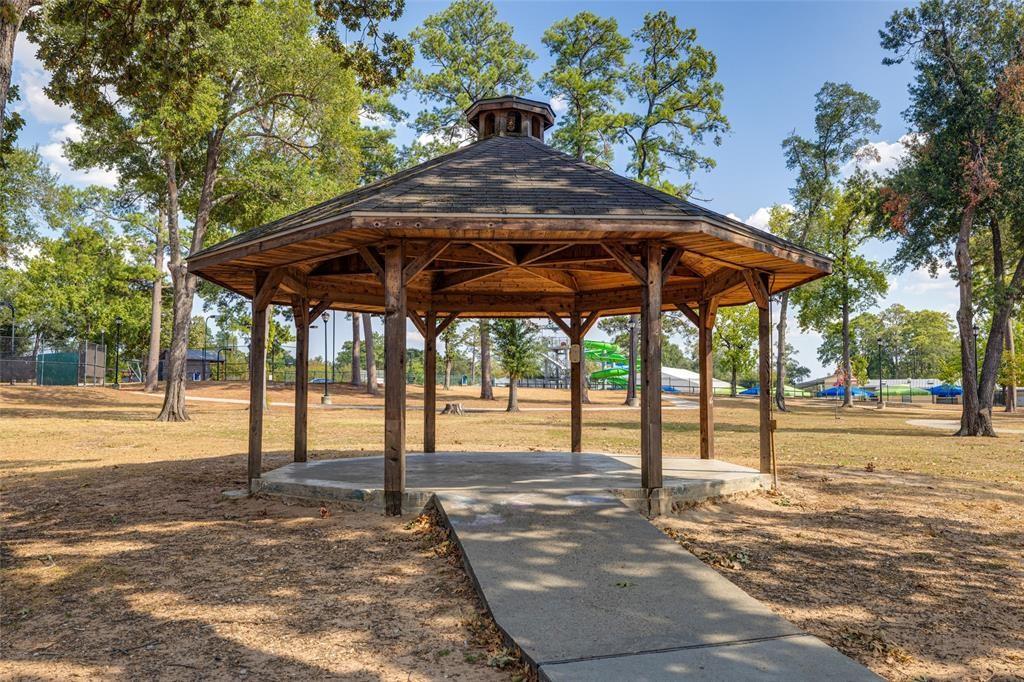 2507 Ruffed Grouse Court, Conroe, Texas image 13