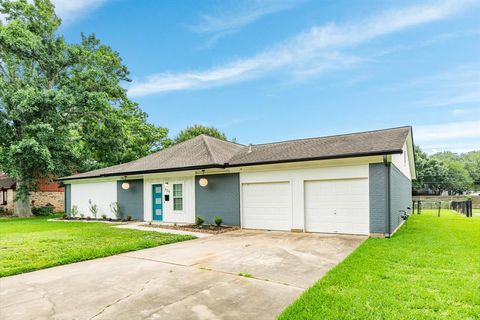 A home in Lake Jackson