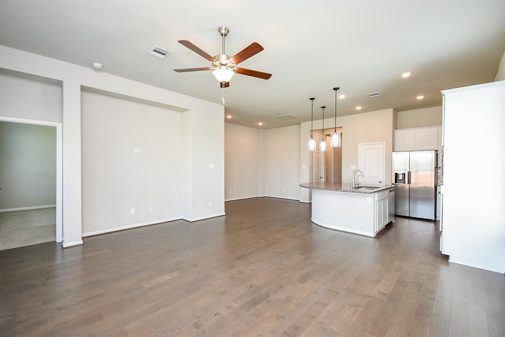 1931 Waters Branch Drive, Missouri City, Texas image 17