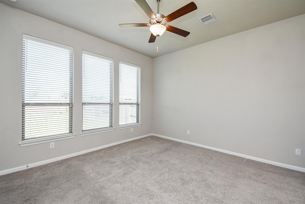 1931 Waters Branch Drive, Missouri City, Texas image 10
