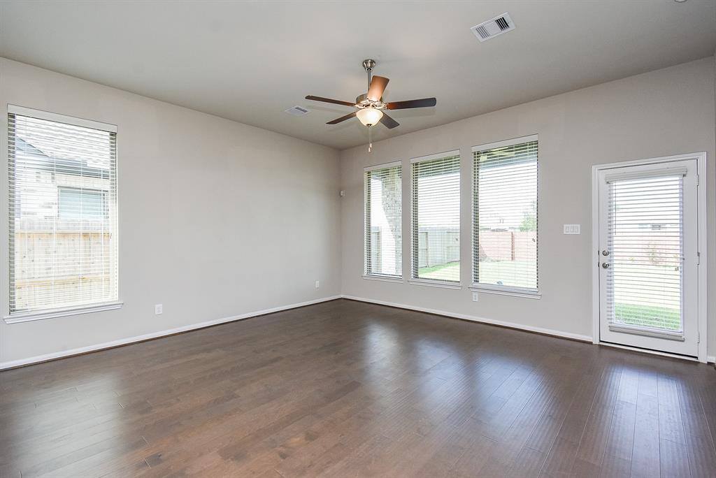 1931 Waters Branch Drive, Missouri City, Texas image 18