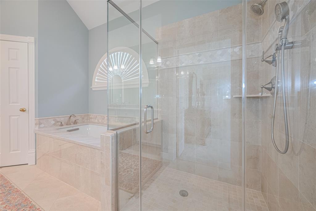 16405 Jersey Hollow Drive, Jersey Village, Texas image 27