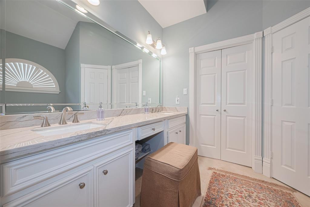 16405 Jersey Hollow Drive, Jersey Village, Texas image 28