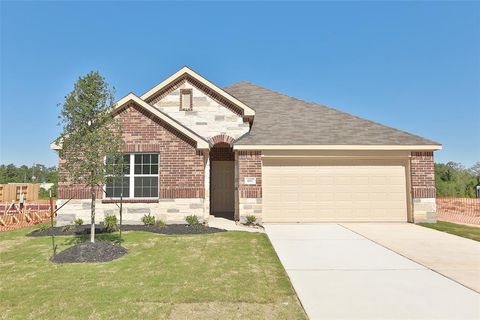 Single Family Residence in Pinehurst TX 4067 Colony River Rock Boulevard.jpg