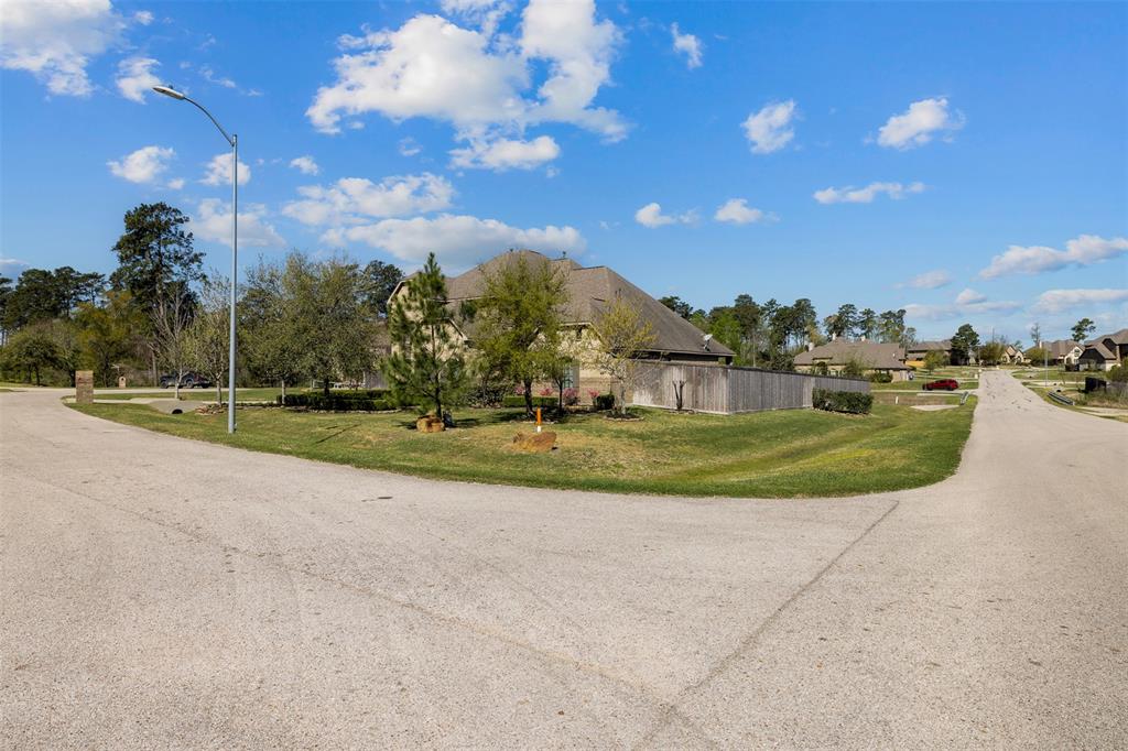 12606 Mostyn Court, Magnolia, Texas image 5