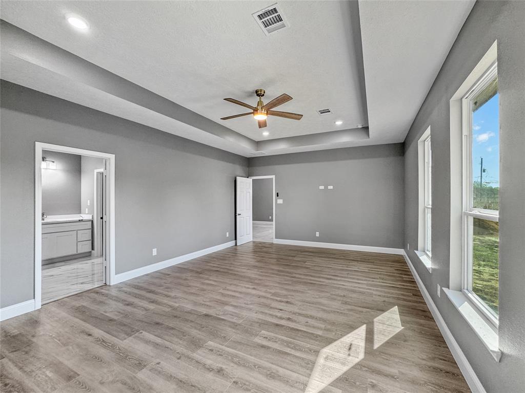 811 E Main Street, La Porte, Texas image 14