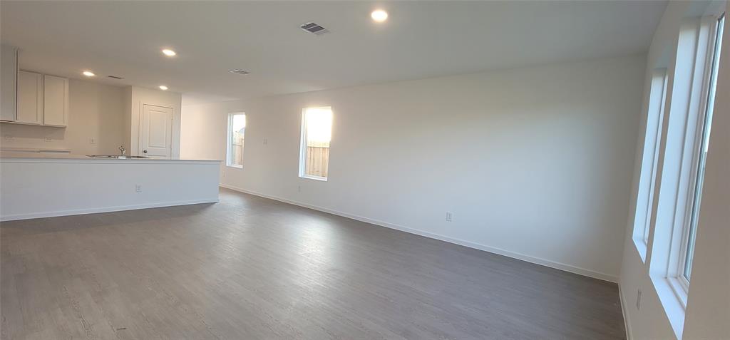 315 Brandi Drive, Wharton, Texas image 3