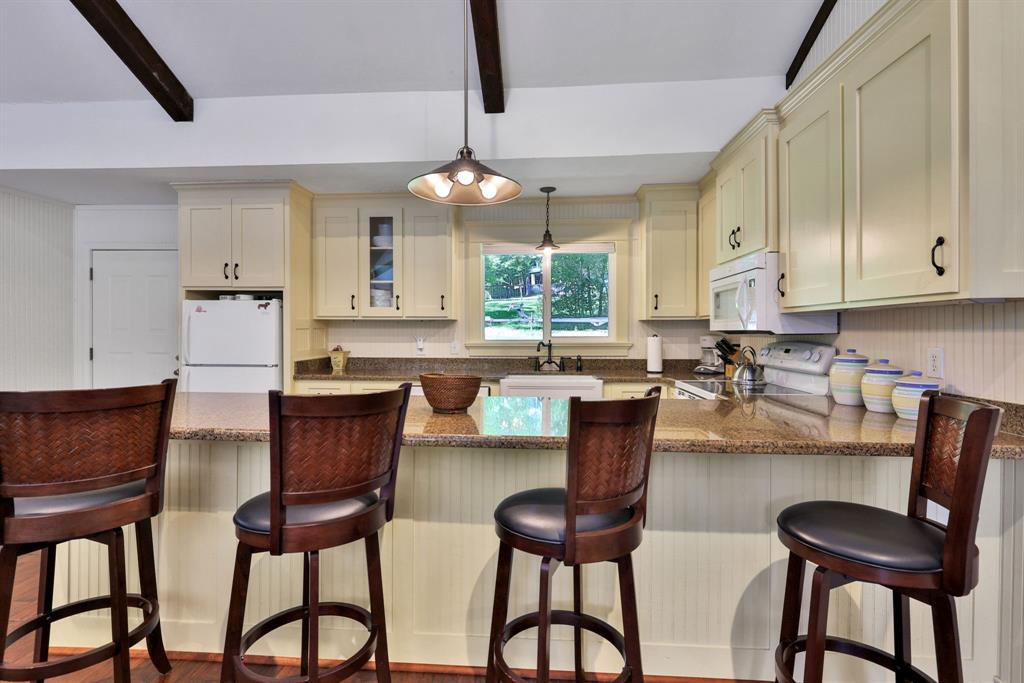 1251 Lakeview Estates Drive, Coldspring, Texas image 12