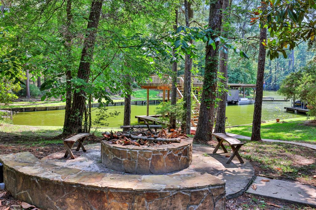 1251 Lakeview Estates Drive, Coldspring, Texas image 23
