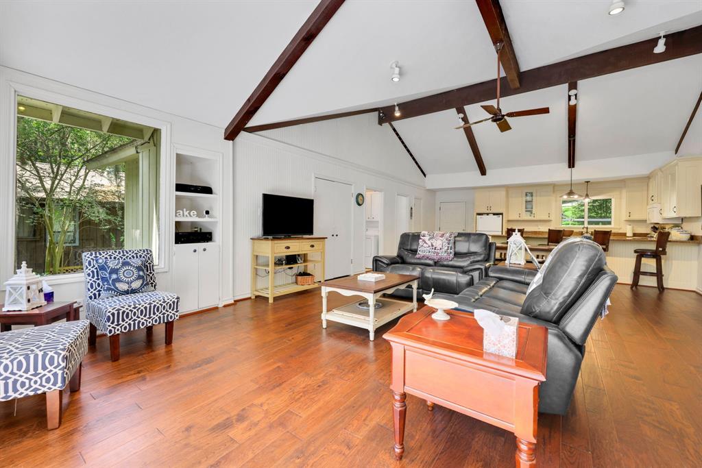 1251 Lakeview Estates Drive, Coldspring, Texas image 7