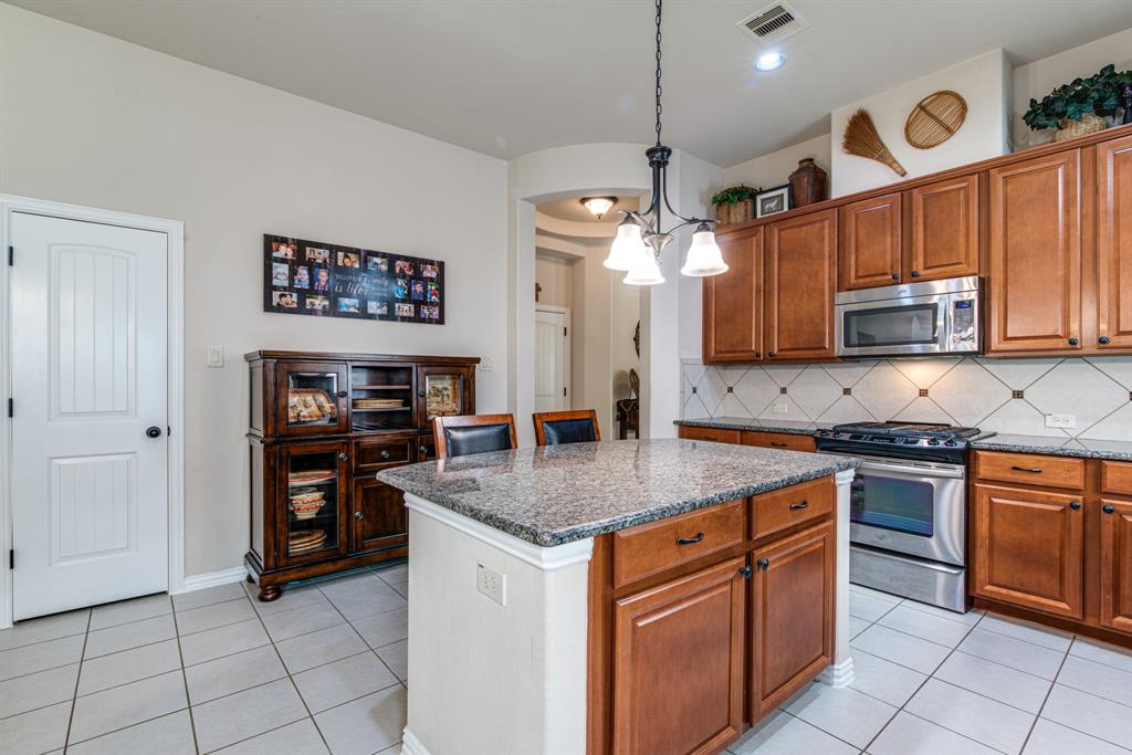 1415 Nacogdoches Valley Drive, League City, Texas image 6