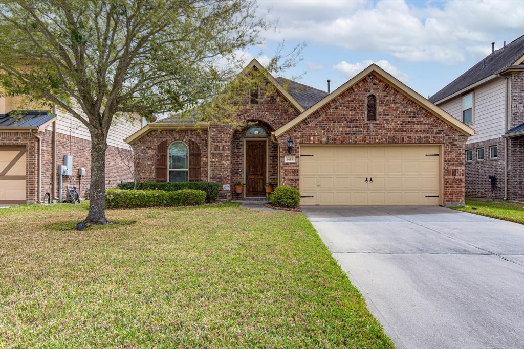 1415 Nacogdoches Valley Drive, League City, Texas image 1