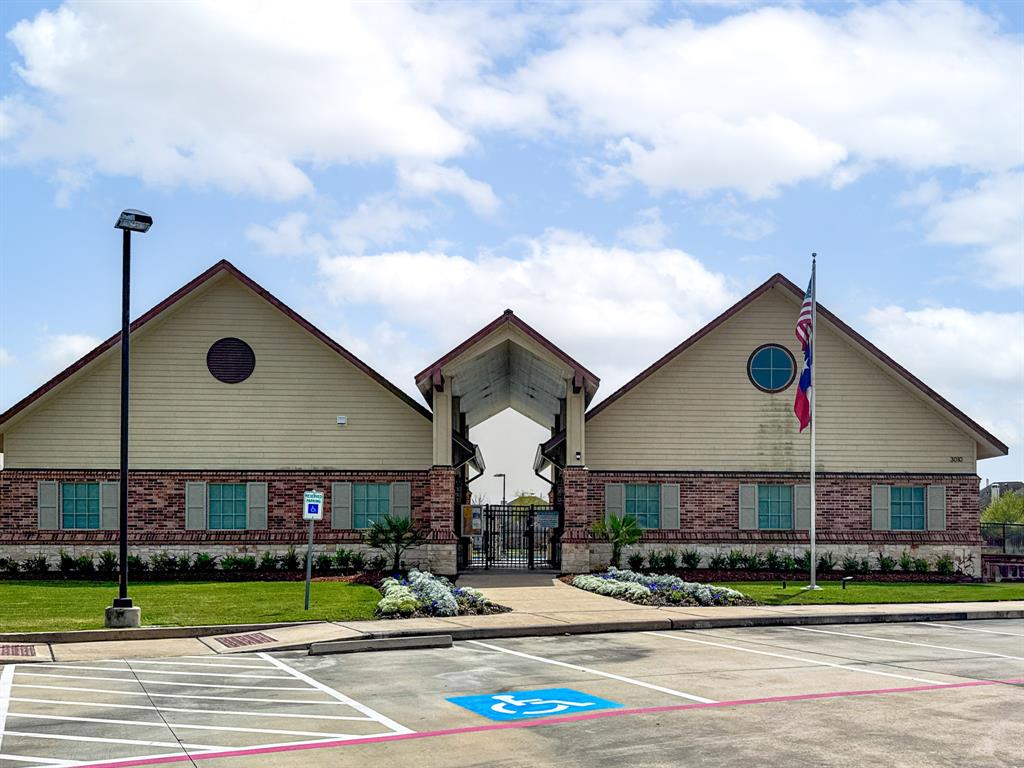 1415 Nacogdoches Valley Drive, League City, Texas image 29